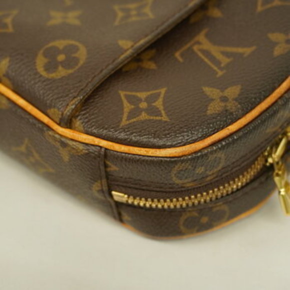 Louis Vuitton Monogram Pochette Gange Body Bag - Picture 7 of 11